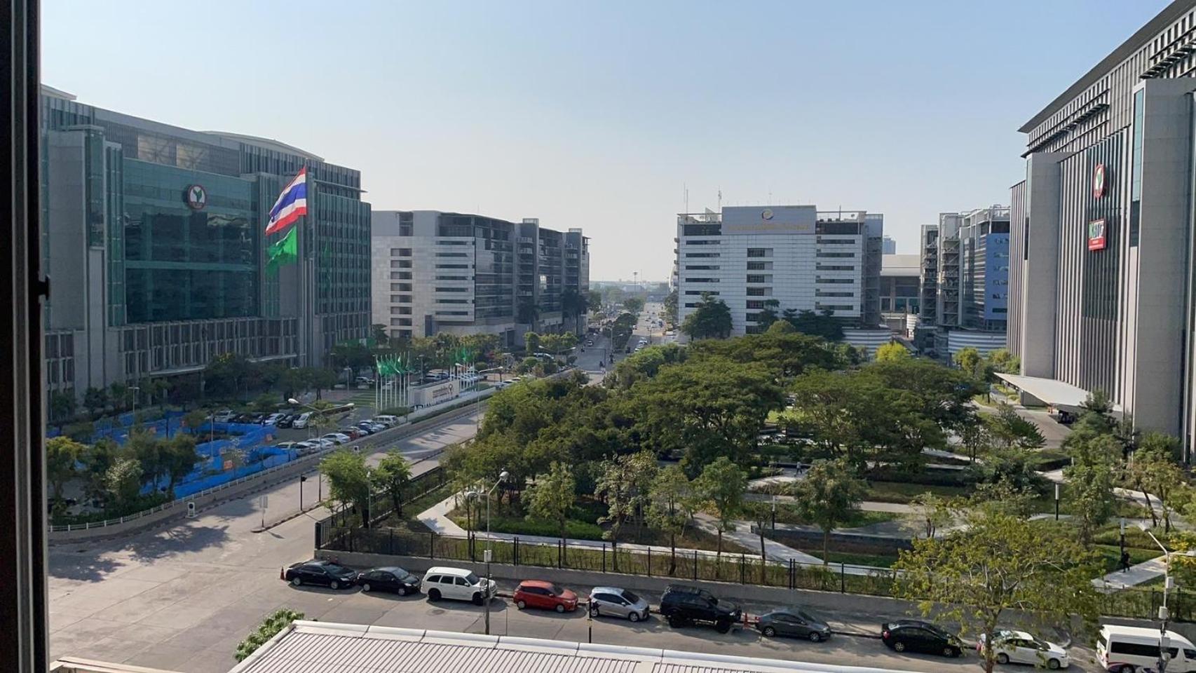 Muangthong C3,C4Near Impact Lägenhet Nonthaburi Exteriör bild